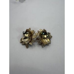 Vintage Gold Tone Floral Clip On Earrings – Dimensional Leaf & Petal Earrings